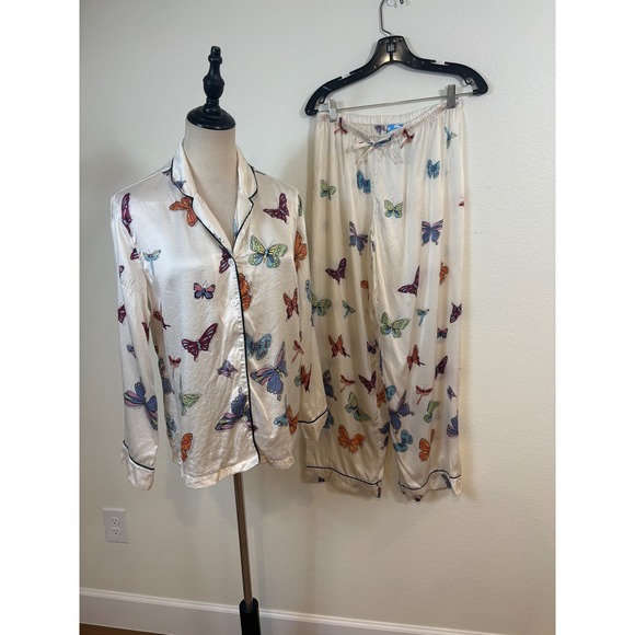 Nick & Nora Other - Nick & Nora Pajama Set Womens S Ivory Butterfly 100% Silk Sleepwear Coquette